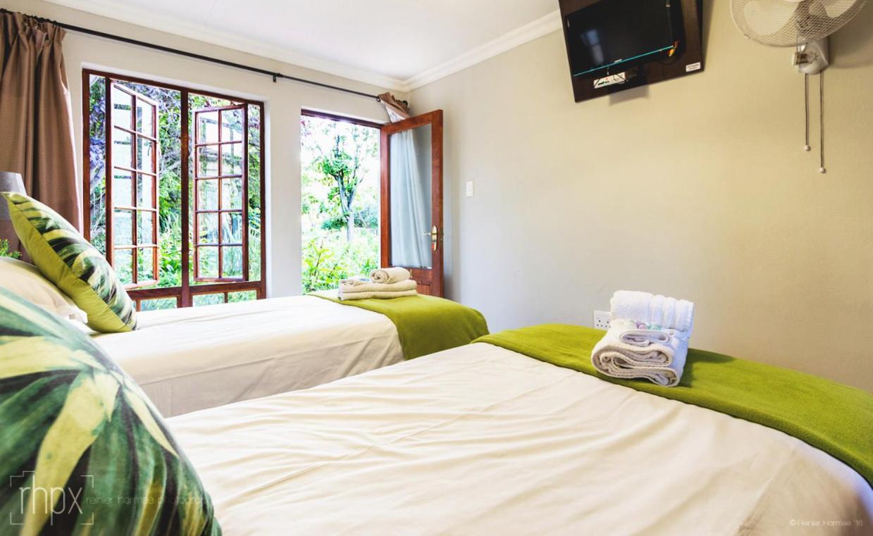 Or Tambo Guest House Kempton Park Luaran gambar