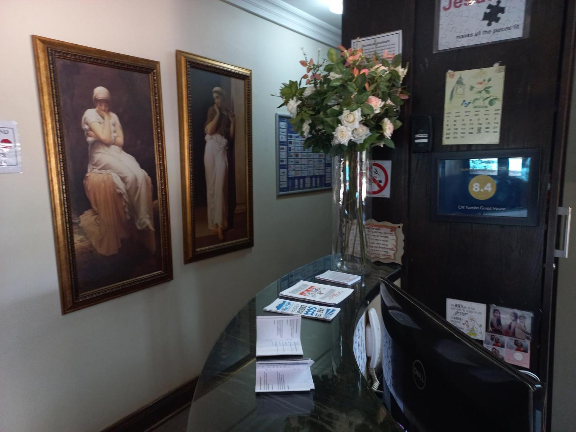 Or Tambo Guest House Kempton Park Luaran gambar