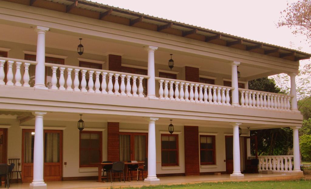 Or Tambo Guest House Kempton Park Luaran gambar