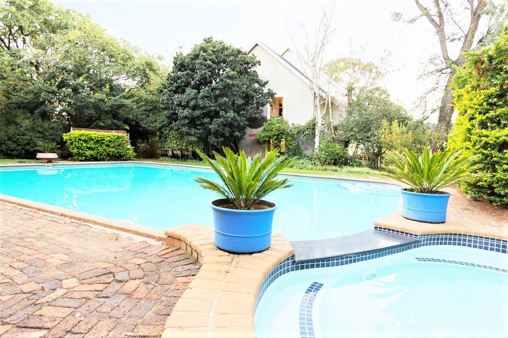 Or Tambo Guest House Kempton Park Luaran gambar